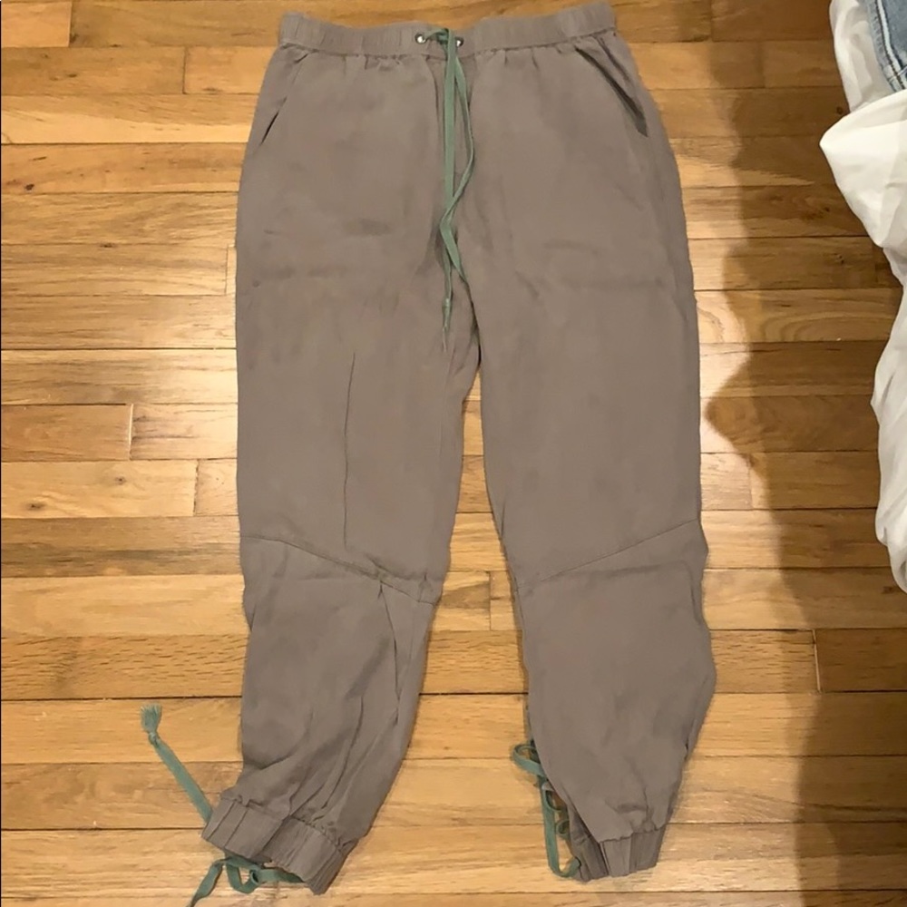 DO+BE pants